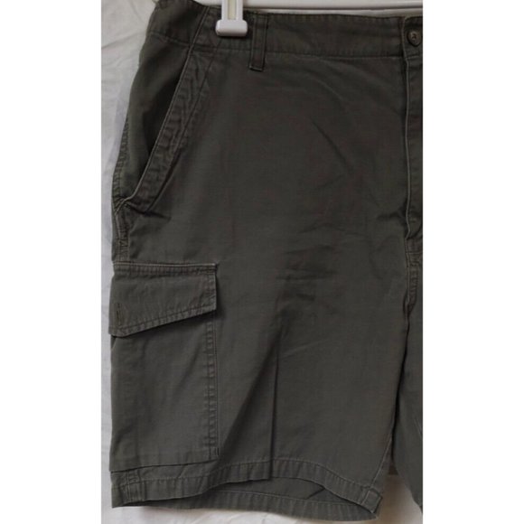 FieldMaster Men Size 34 Green Cargo Khaki Hike Fish Outdoor Shorts 8" Inseam - Picture 2 of 7